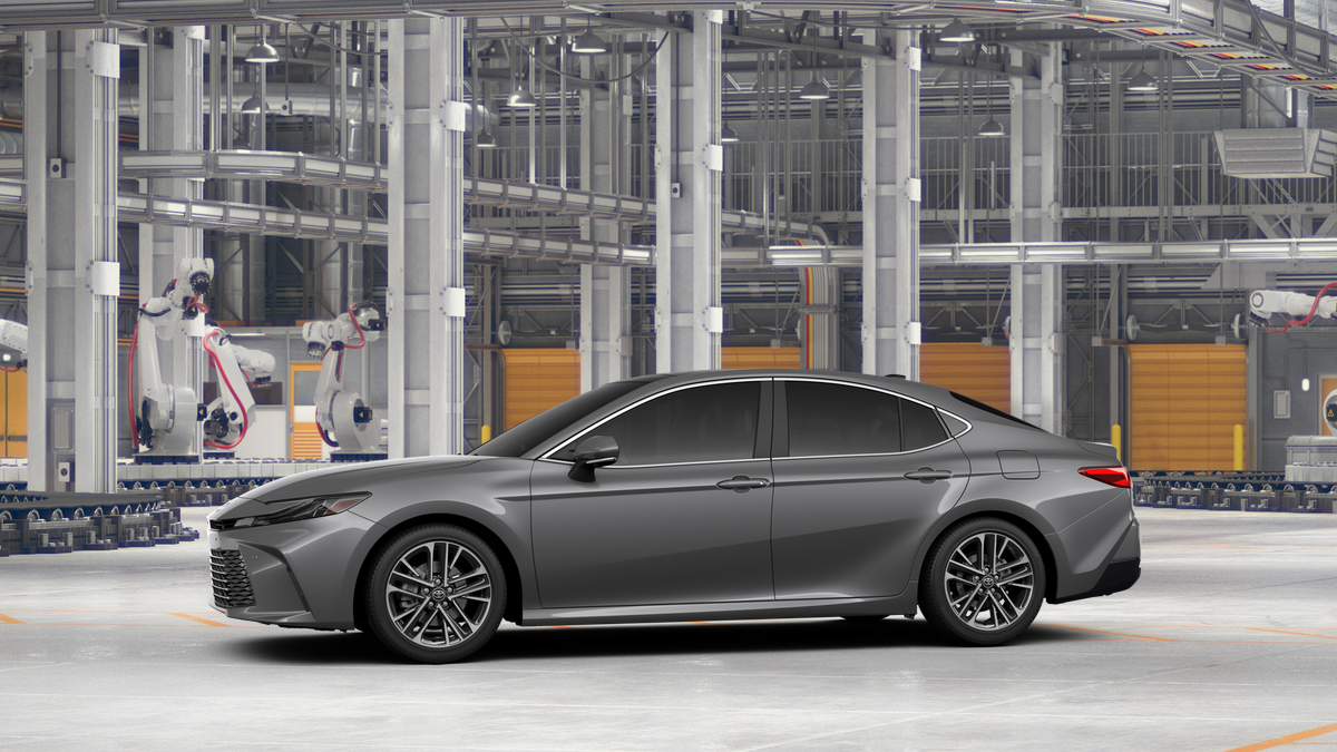 Toyota Camry XLE AWD 2026
