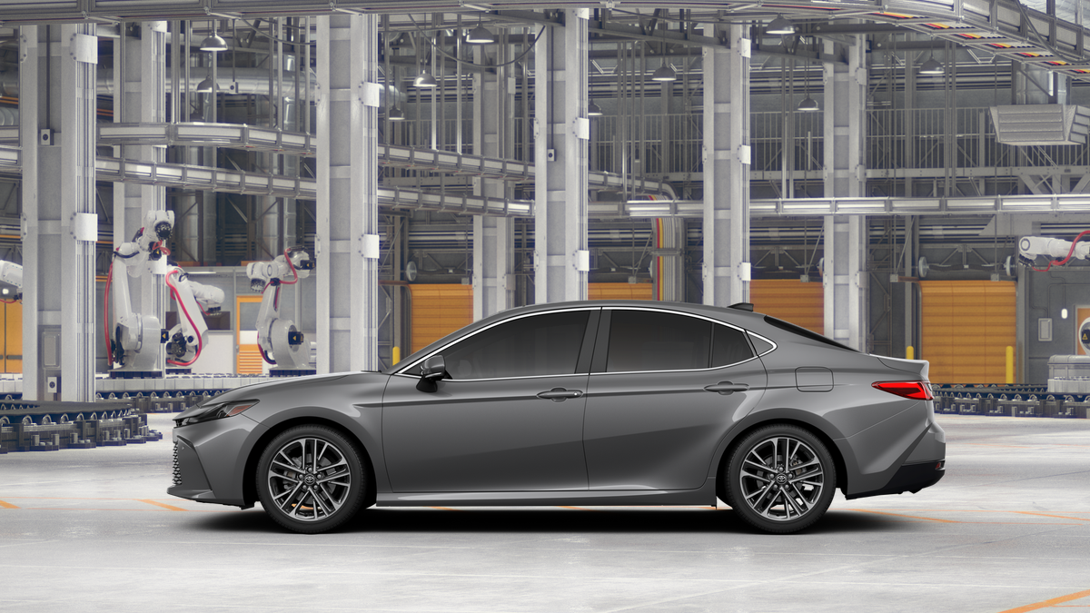 Toyota Camry XLE AWD 2026