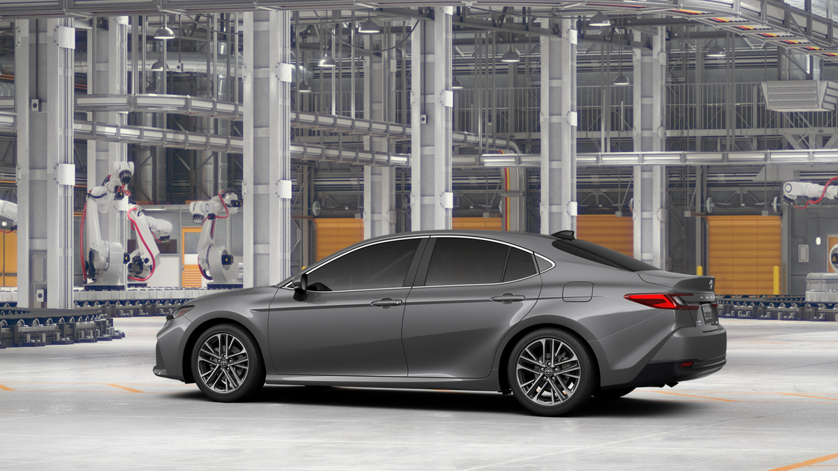 Toyota Camry XLE AWD 2026