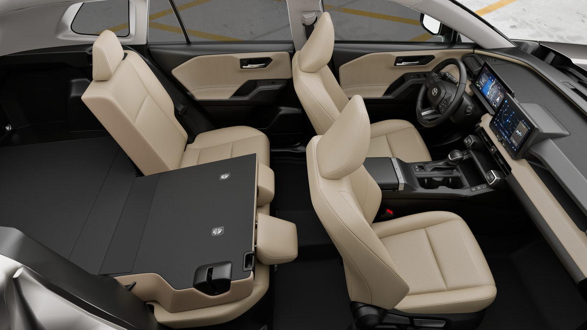 Toyota RAV4 XLE Premium 2026