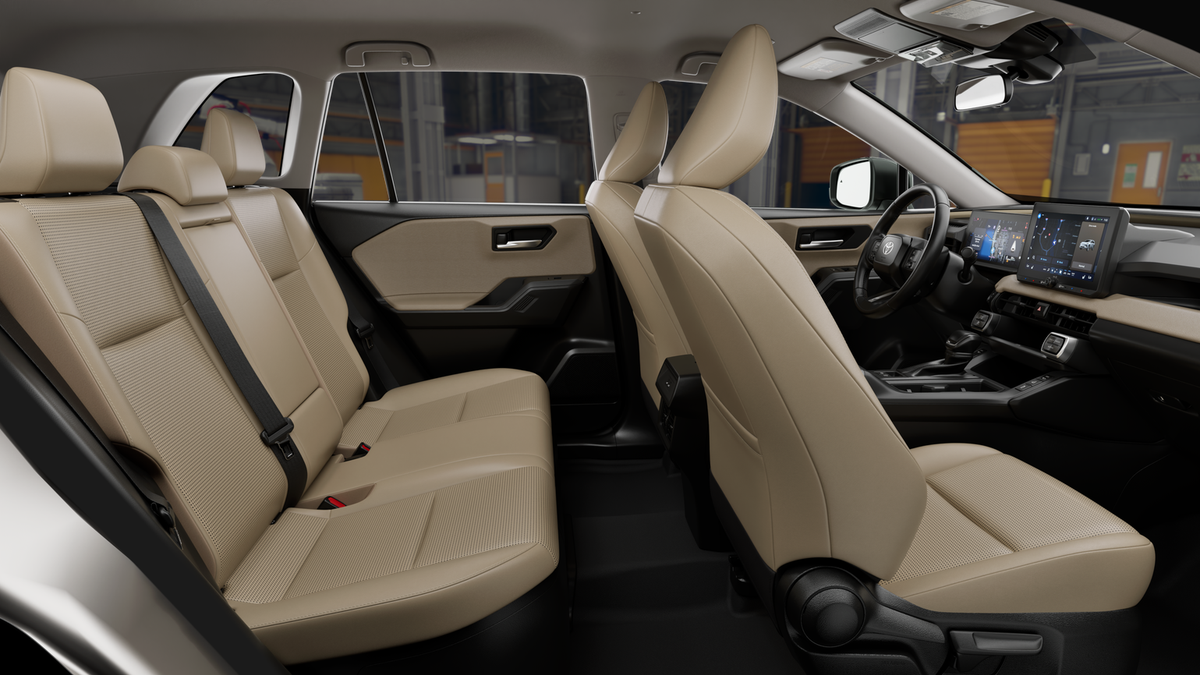Toyota RAV4 XLE Premium 2026