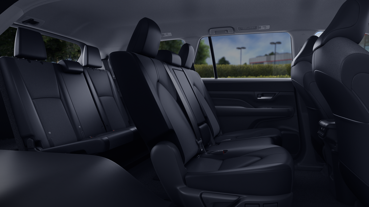 2026 Toyota Grand Highlander Hybrid LE