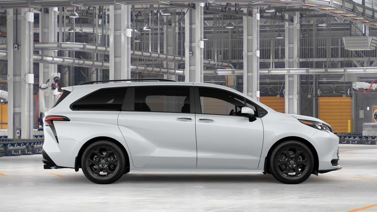Toyota Sienna Woodland Edition 2026