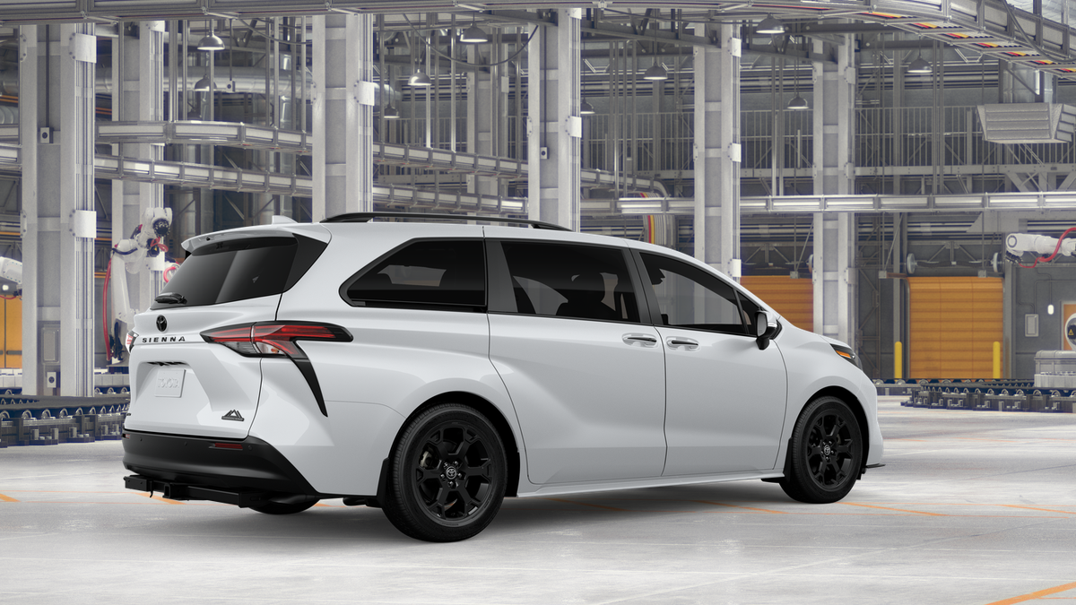 Toyota Sienna Woodland Edition 2026
