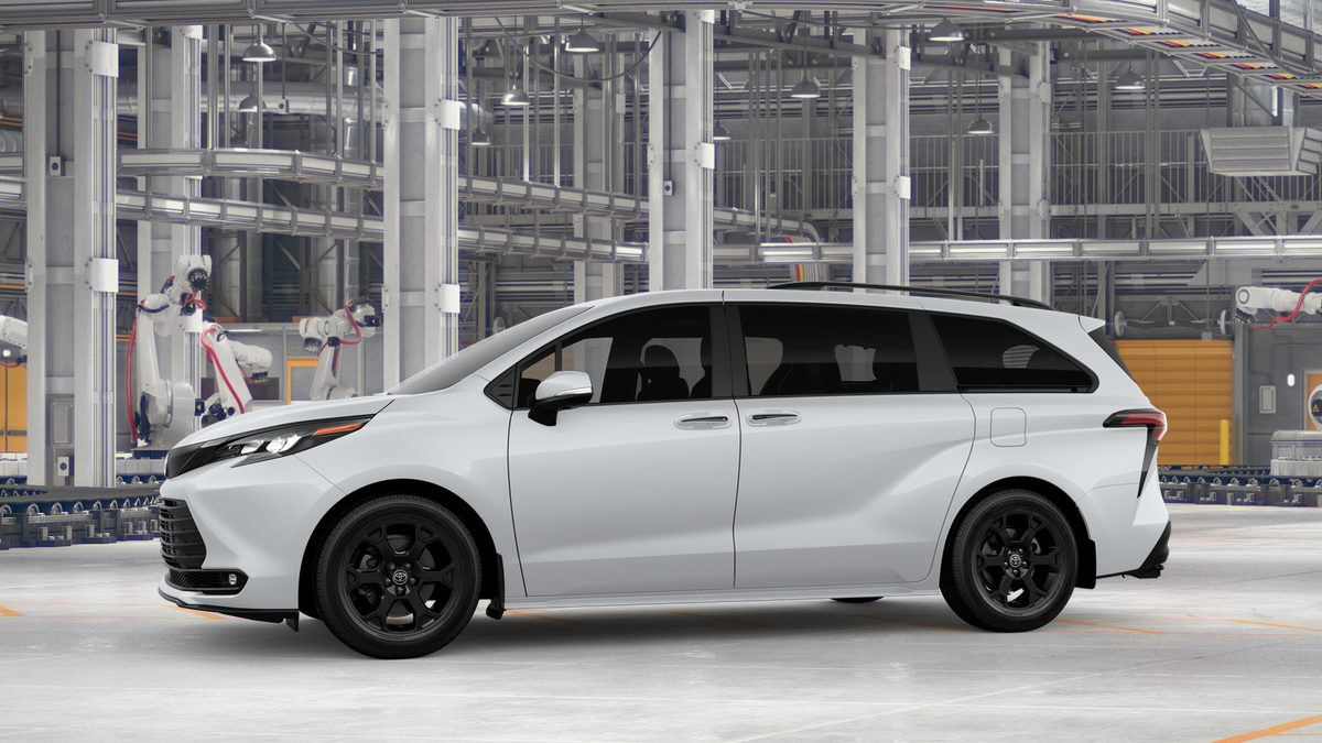 Toyota Sienna Woodland Edition 2026