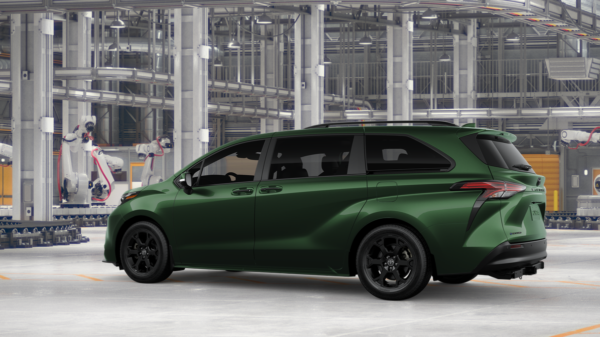 Toyota Sienna Woodland Edition 2026