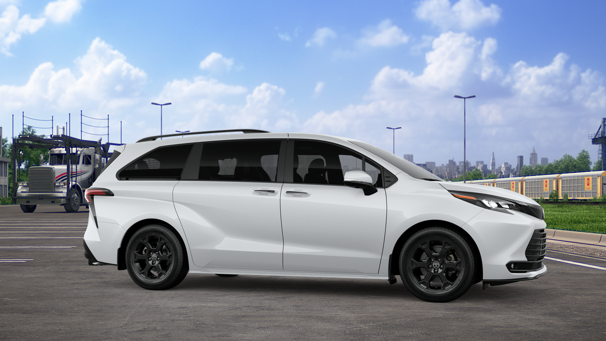 Toyota Sienna Woodland Edition 2026
