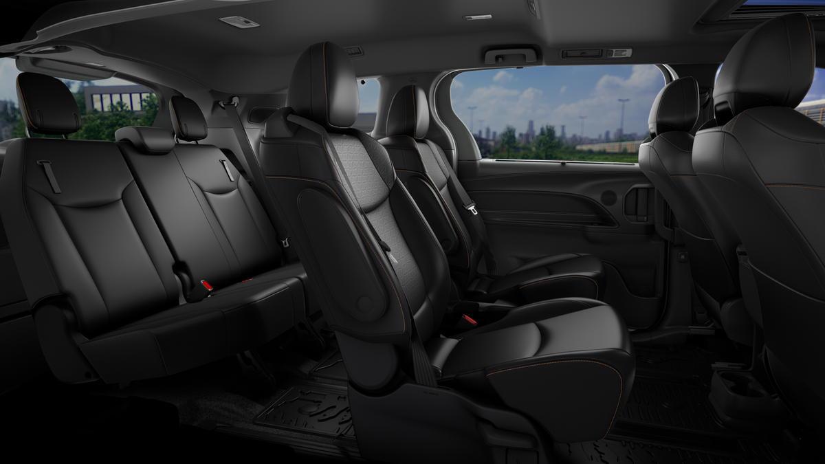 Toyota Sienna Woodland Edition 2026