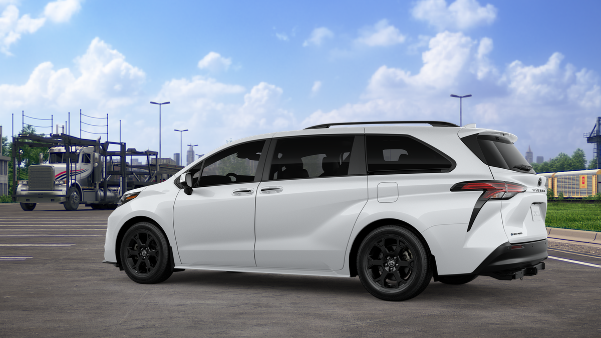 Toyota Sienna Woodland Edition 2026