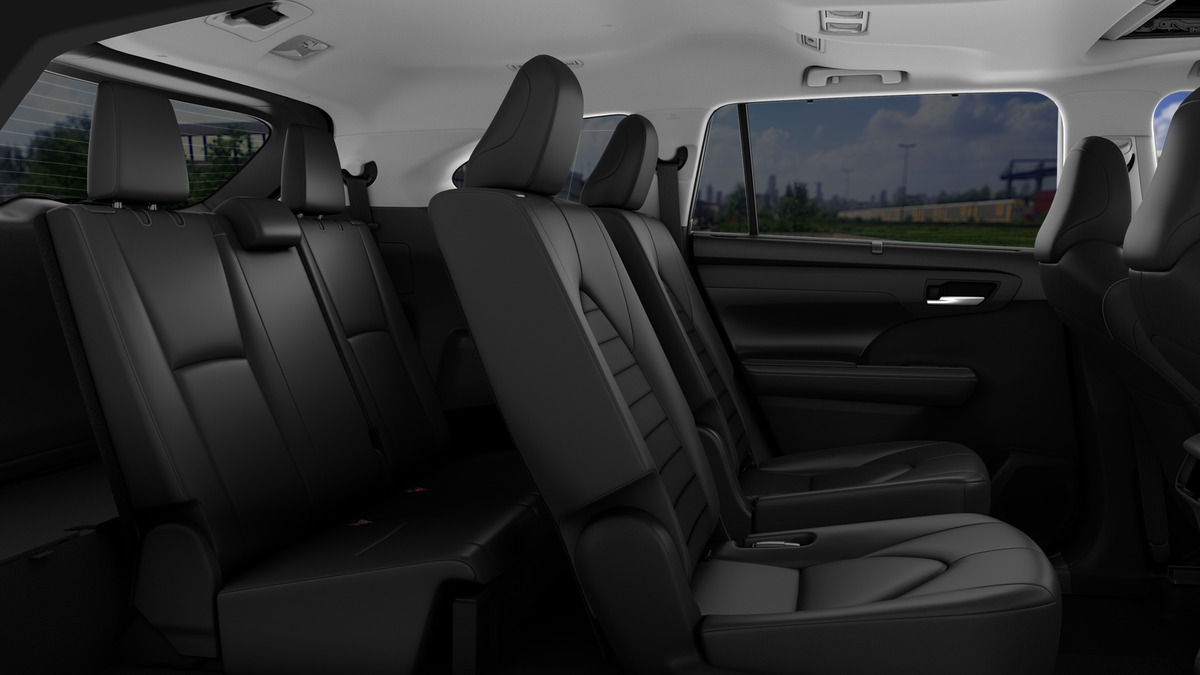 Toyota Highlander Hybrid XLE 2026