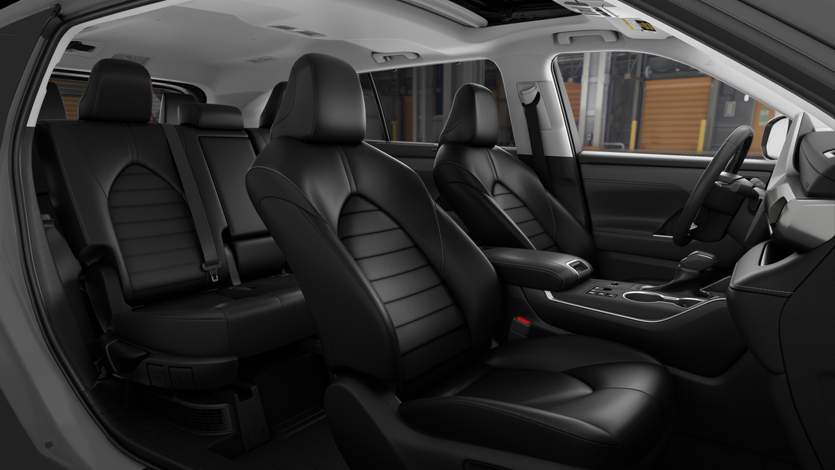 Toyota Highlander Hybrid XLE 2026