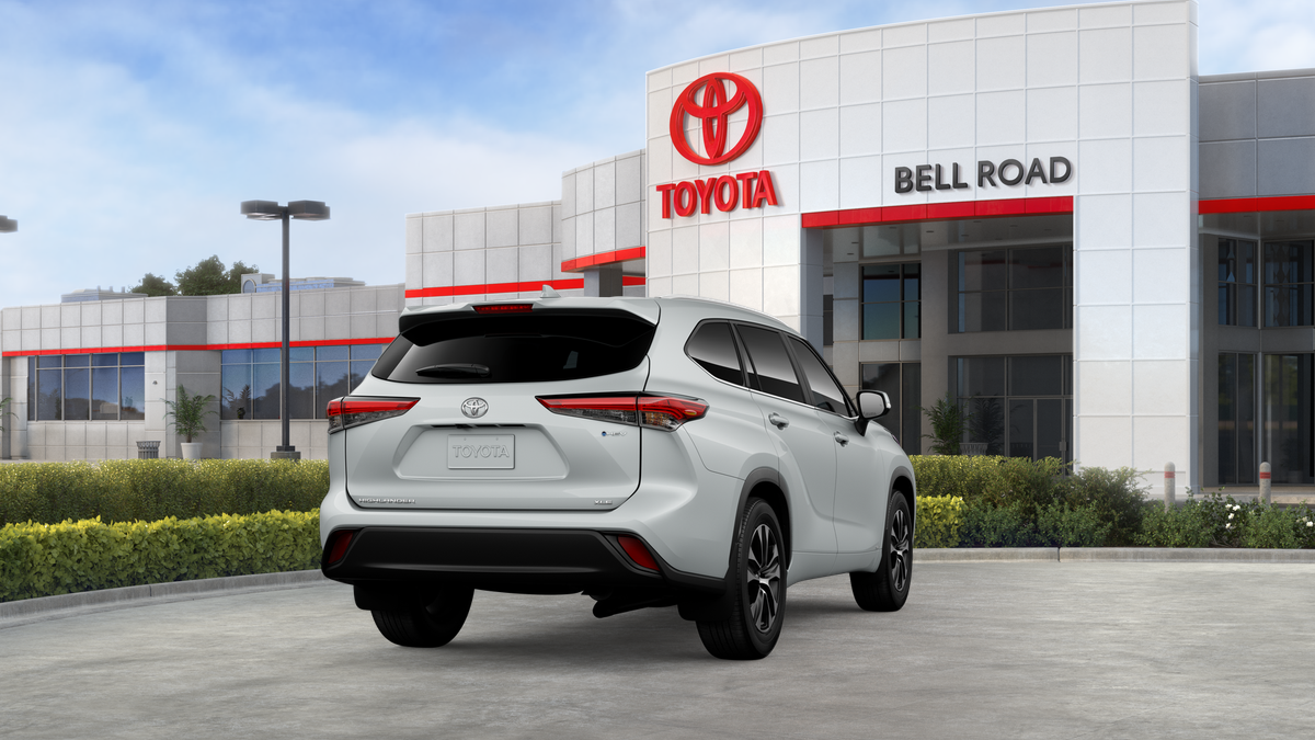 Toyota Highlander Hybrid XLE 2026