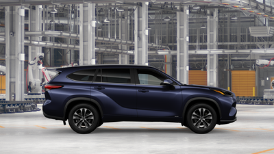 Toyota Highlander Hybrid XLE 2026