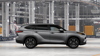 Toyota Highlander Hybrid XLE 2026