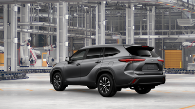 Toyota Highlander Hybrid XLE 2026