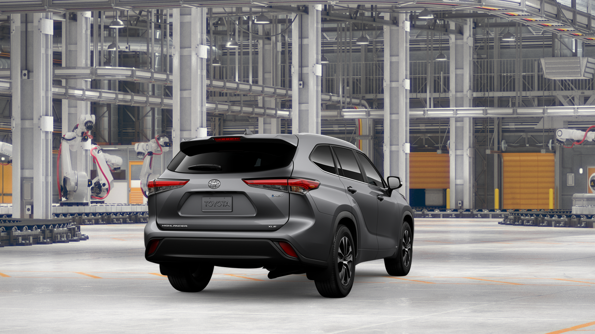Toyota Highlander Hybrid XLE 2026