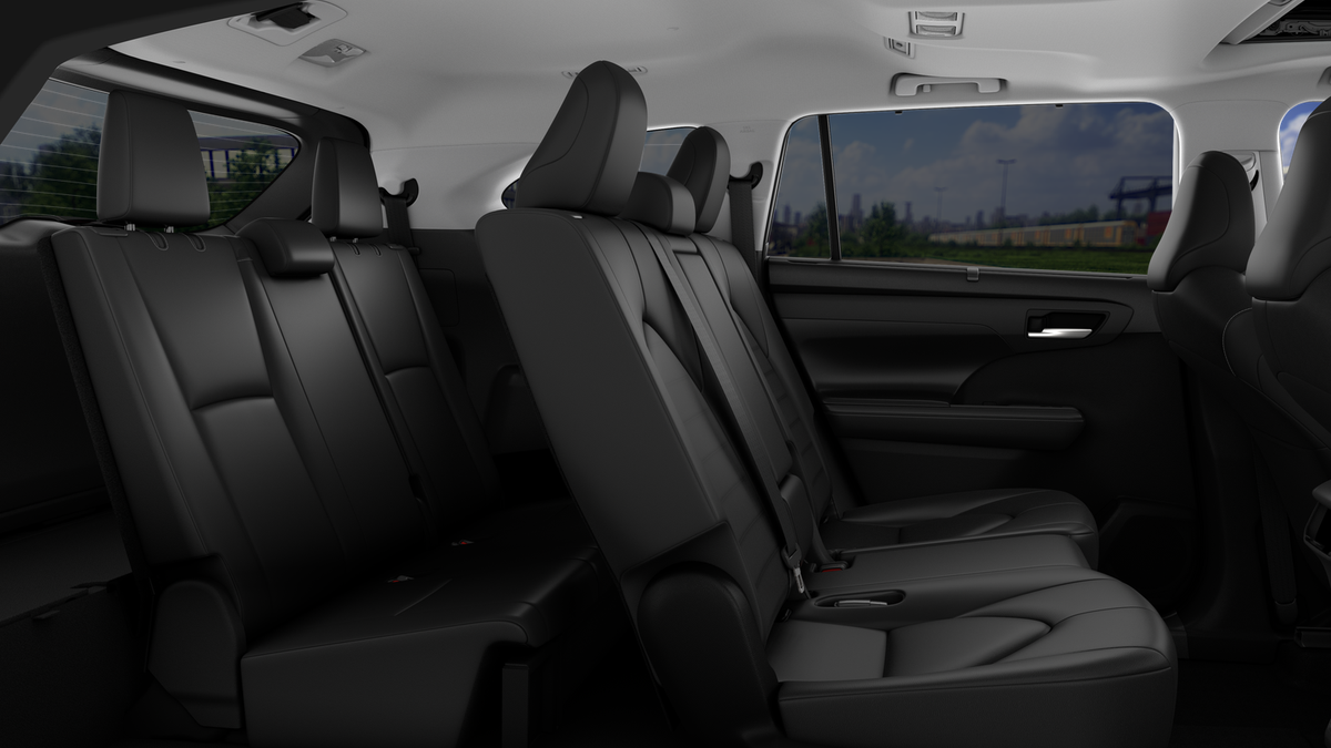 Toyota Highlander Hybrid XLE 2026