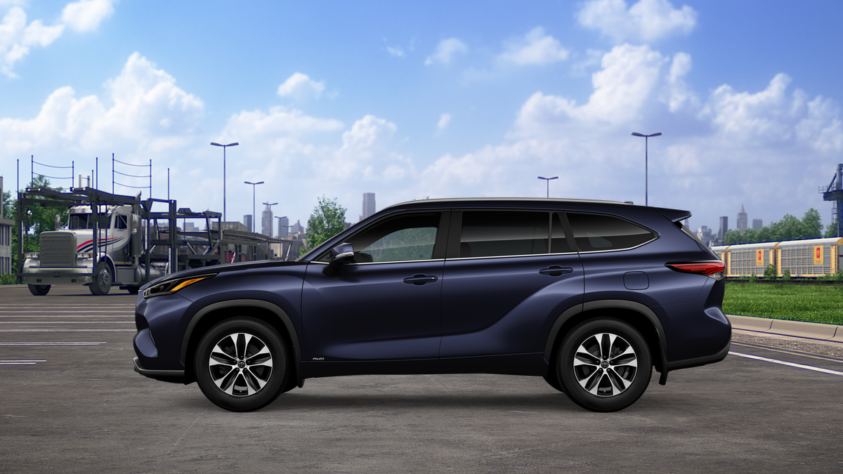 Toyota Highlander Hybrid XLE 2026
