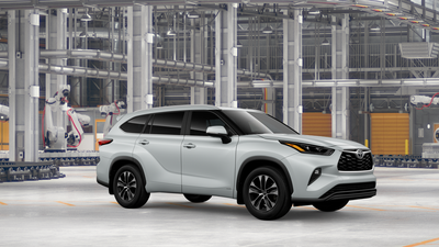 Toyota Highlander Hybrid XLE 2026