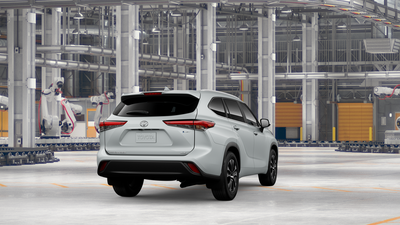 Toyota Highlander Hybrid XLE 2026