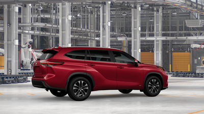 Toyota Highlander Hybrid XLE 2026