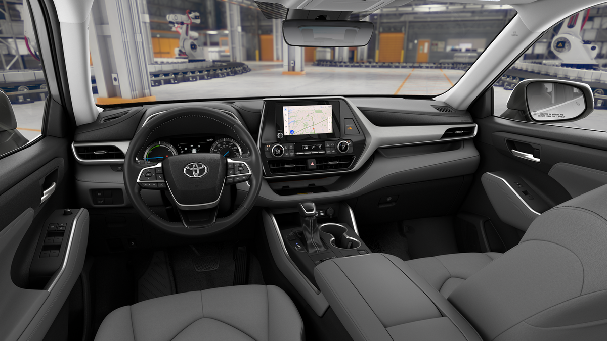 Toyota Highlander Hybrid XLE 2026