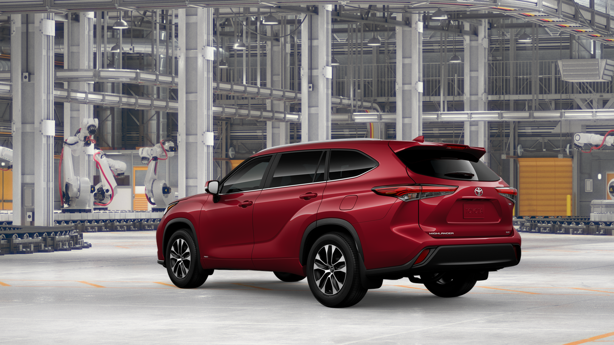 Toyota Highlander Hybrid XLE 2026