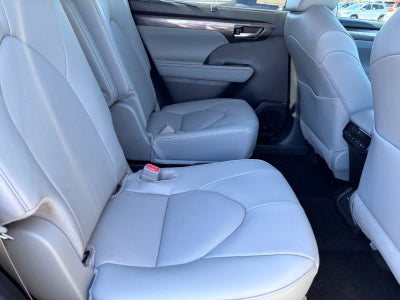 Toyota Highlander Limited 2026