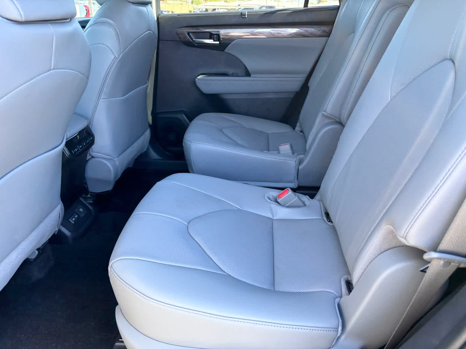 Toyota Highlander Limited 2026