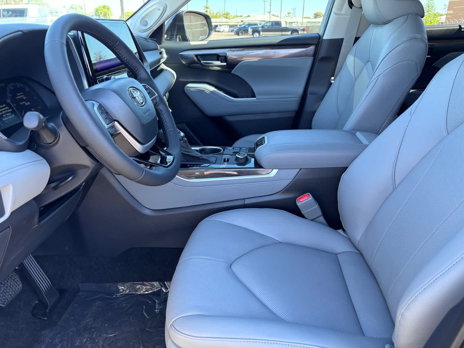 Toyota Highlander Limited 2026