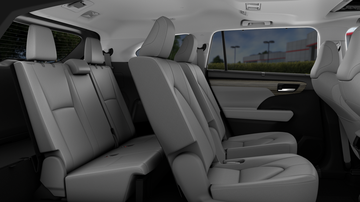 Toyota Highlander Limited 2026