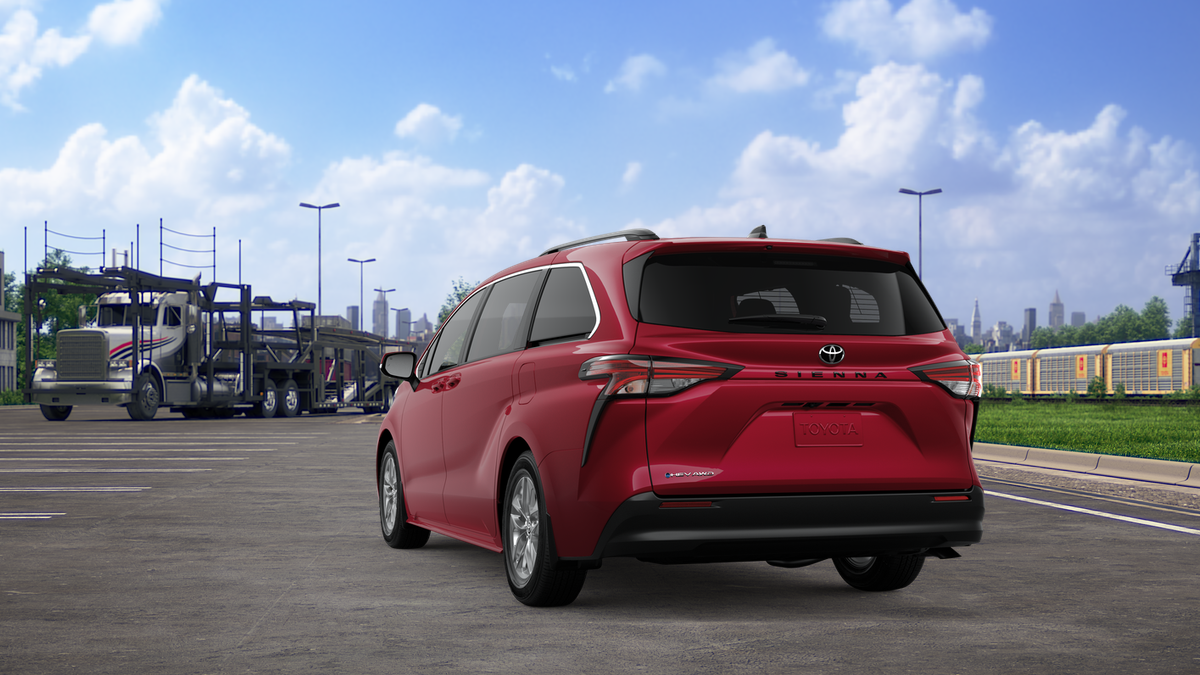 2026 Toyota Sienna LE