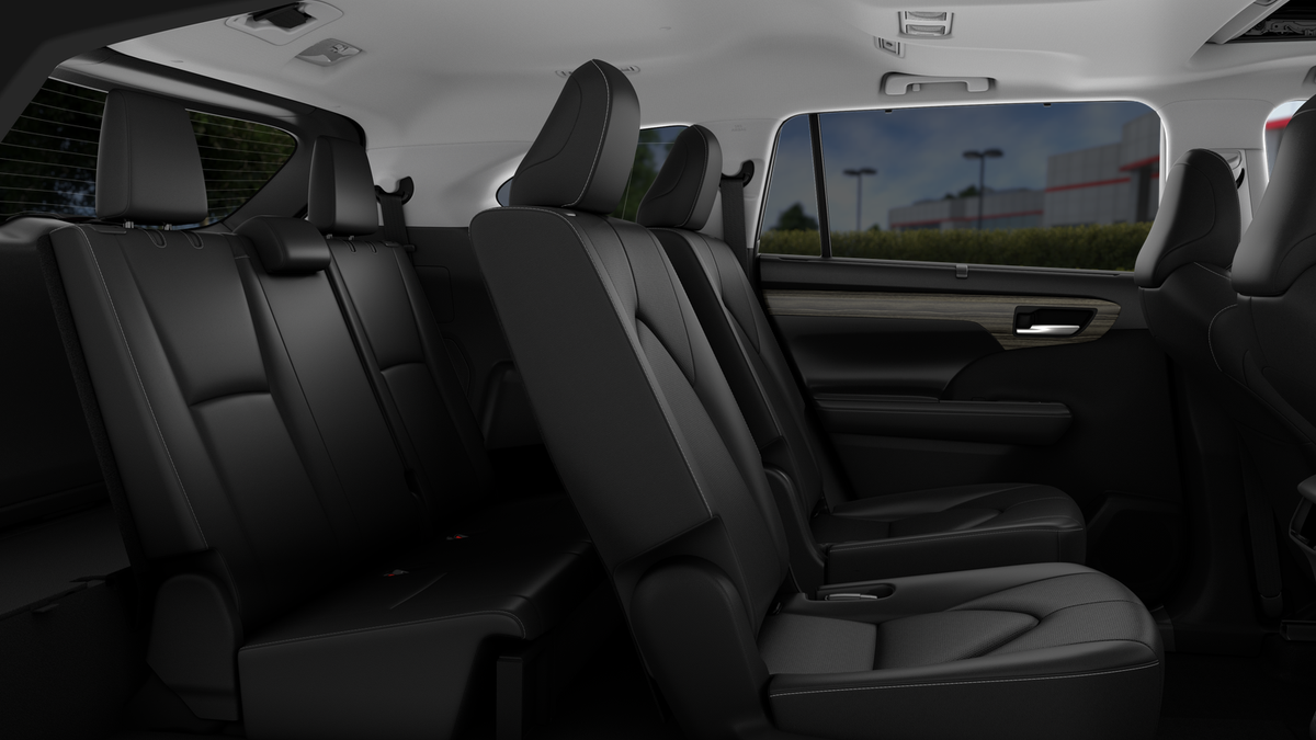 Toyota Highlander Hybrid Limited 2026