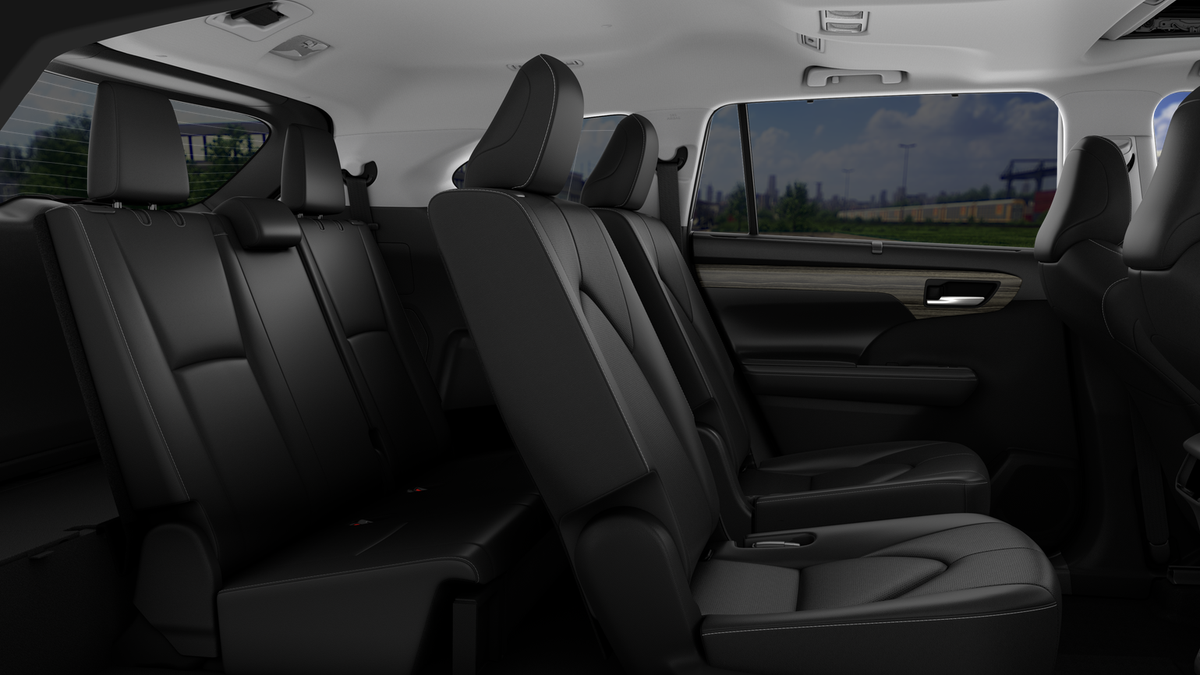 Toyota Highlander Hybrid Limited 2026