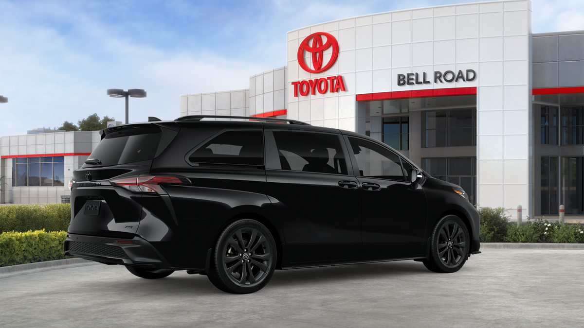 2026 Toyota Sienna XSE