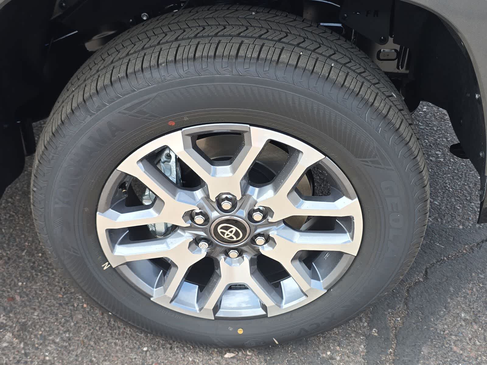 Toyota Tundra i-FORCE MAX Tundra 1794 Edition 2026