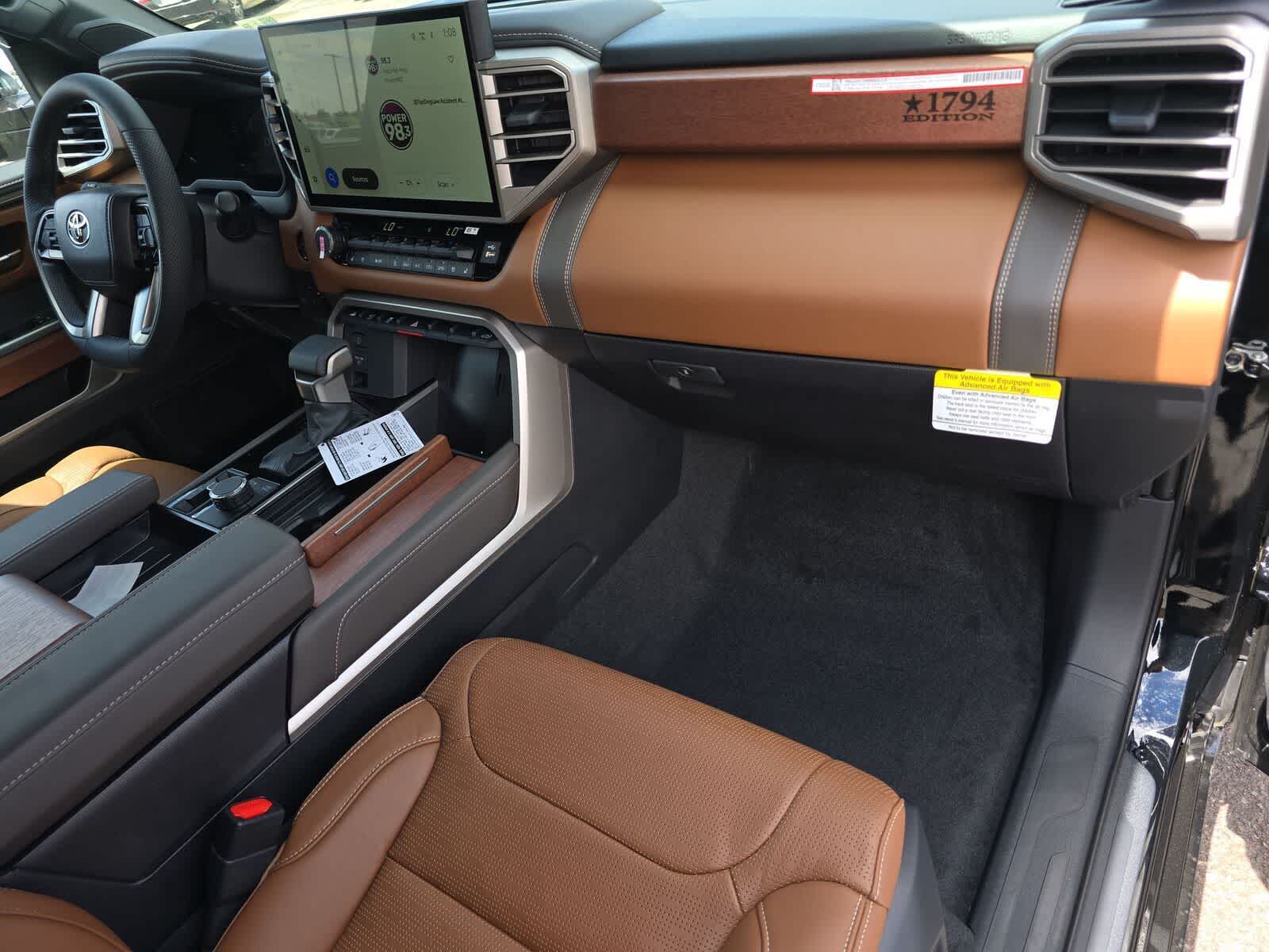 Toyota Tundra i-FORCE MAX Tundra 1794 Edition 2026