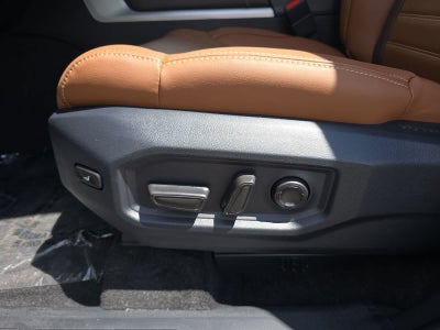 Toyota Tundra i-FORCE MAX Tundra 1794 Edition 2026