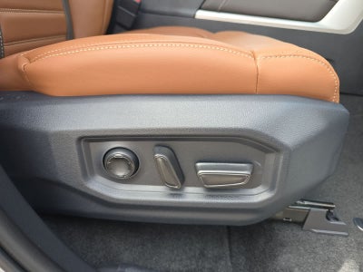 Toyota Tundra i-FORCE MAX Tundra 1794 Edition 2026