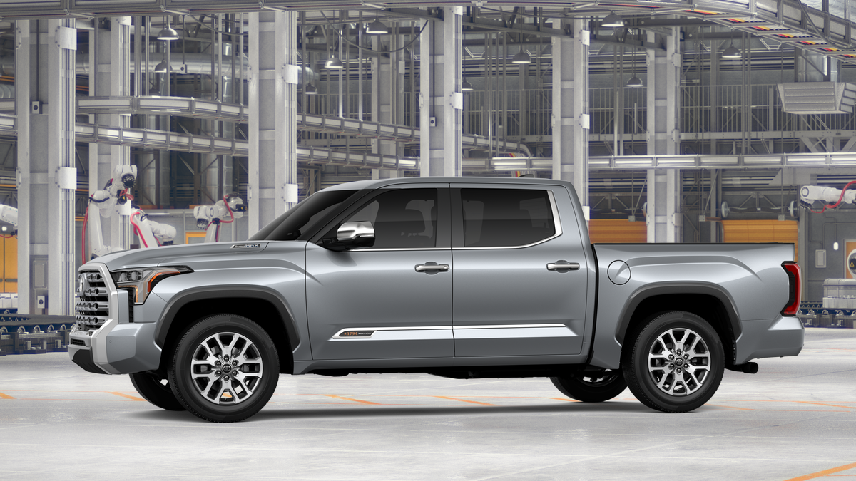 Toyota Tundra i-FORCE MAX Tundra 1794 Edition 2026