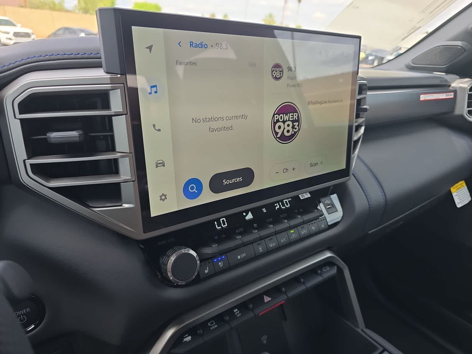 2026 Toyota Tundra i-FORCE MAX Tundra Platinum