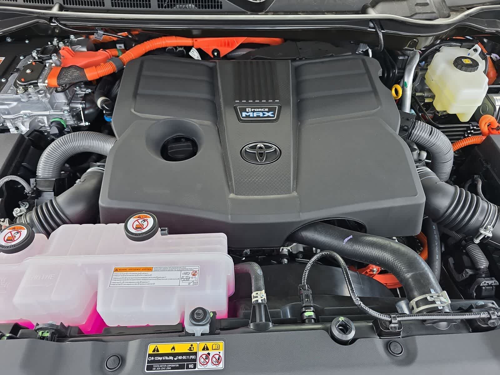 2026 Toyota Tundra i-FORCE MAX Tundra Platinum