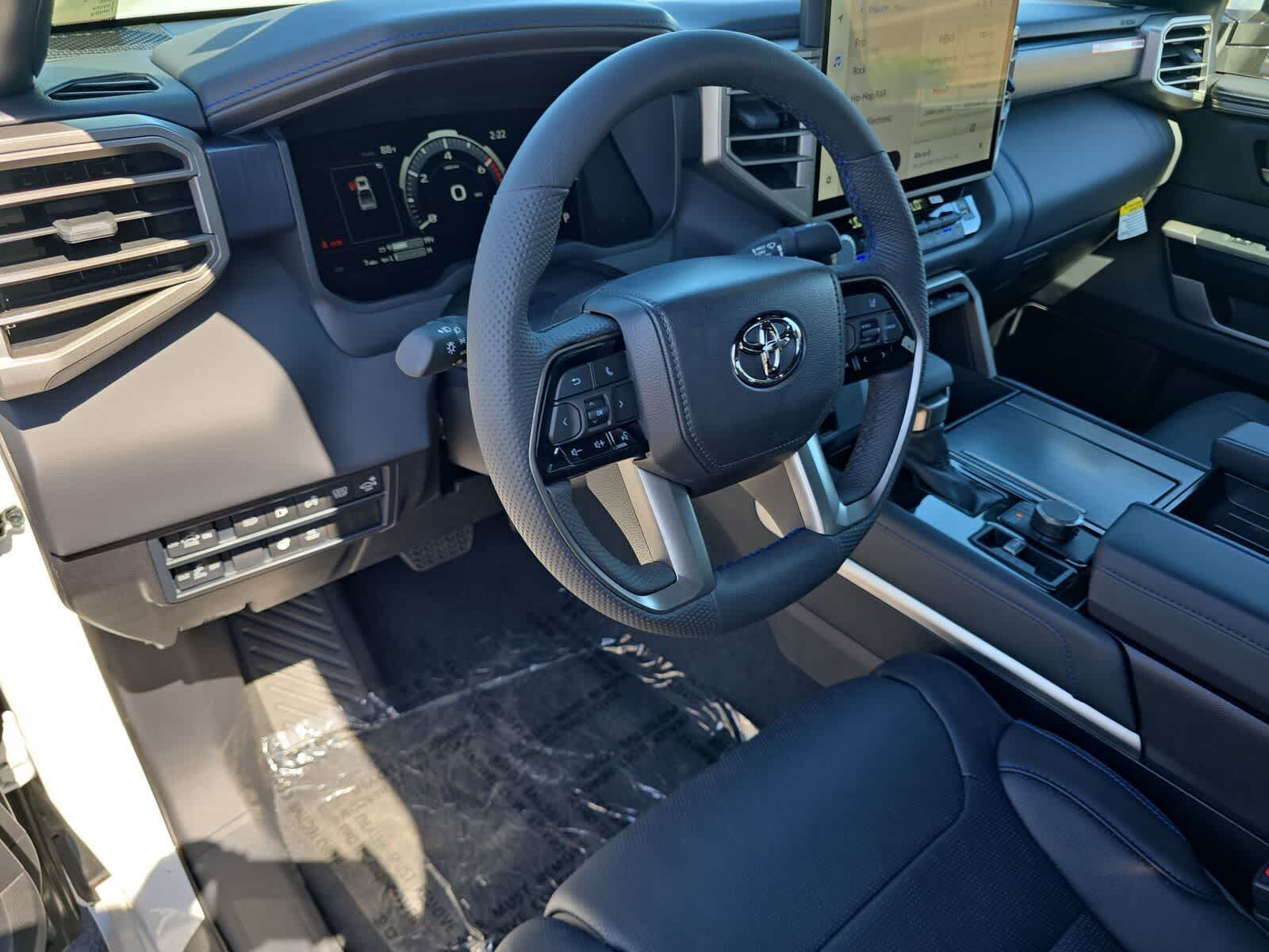 2026 Toyota Tundra i-FORCE MAX Tundra Platinum