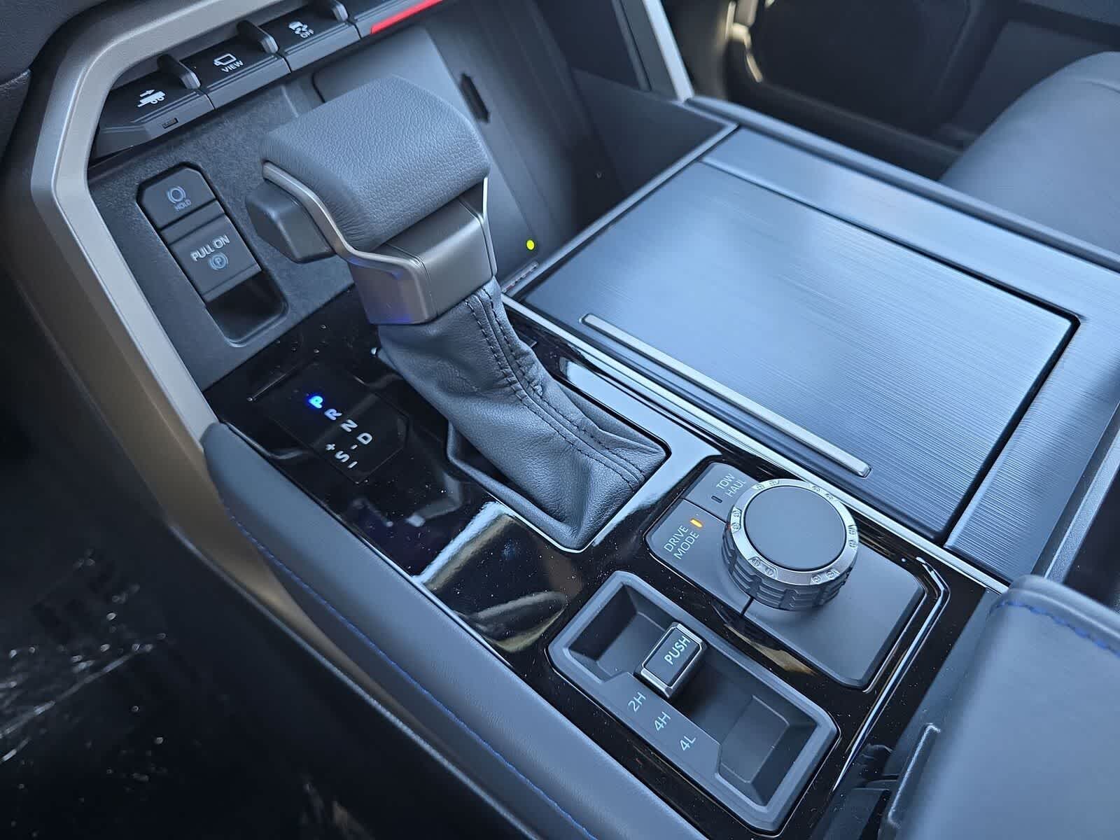 2026 Toyota Tundra i-FORCE MAX Tundra Platinum