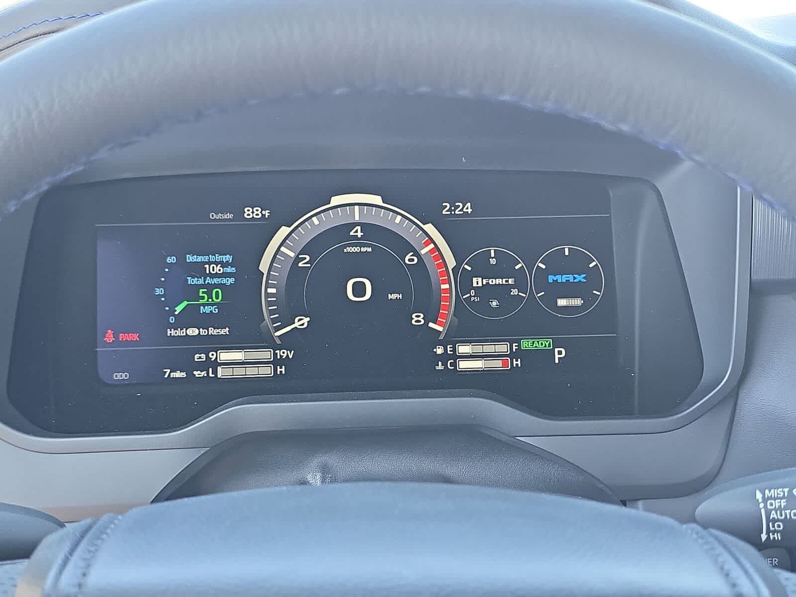 2026 Toyota Tundra i-FORCE MAX Tundra Platinum