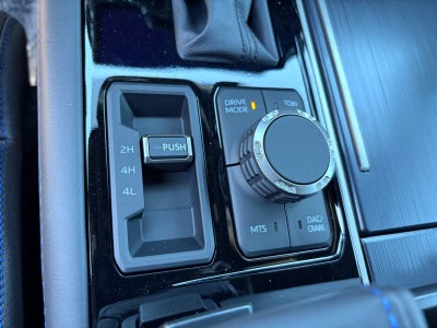 2026 Toyota Tundra i-FORCE MAX Tundra Platinum
