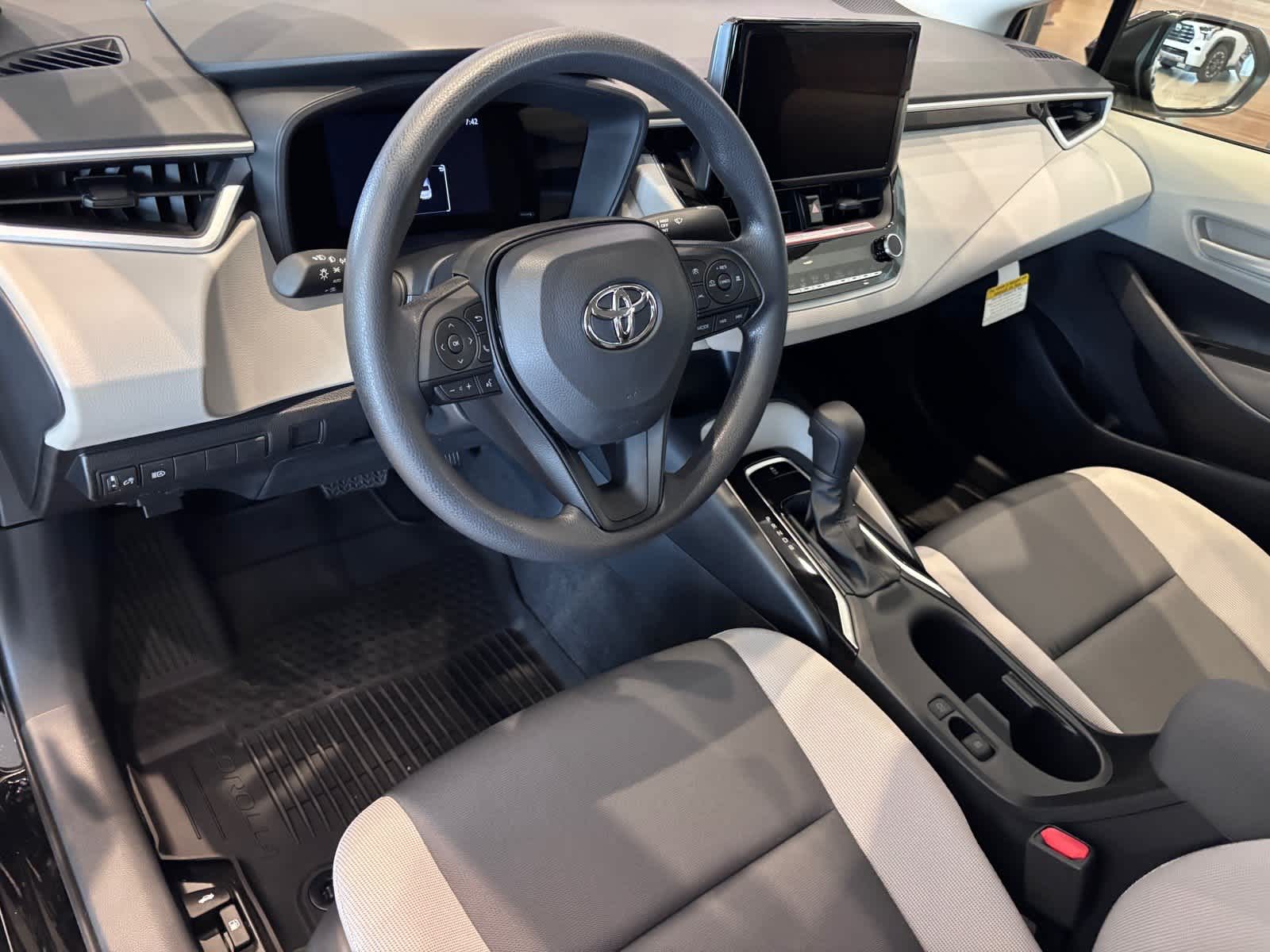 2027 Toyota Corolla LE