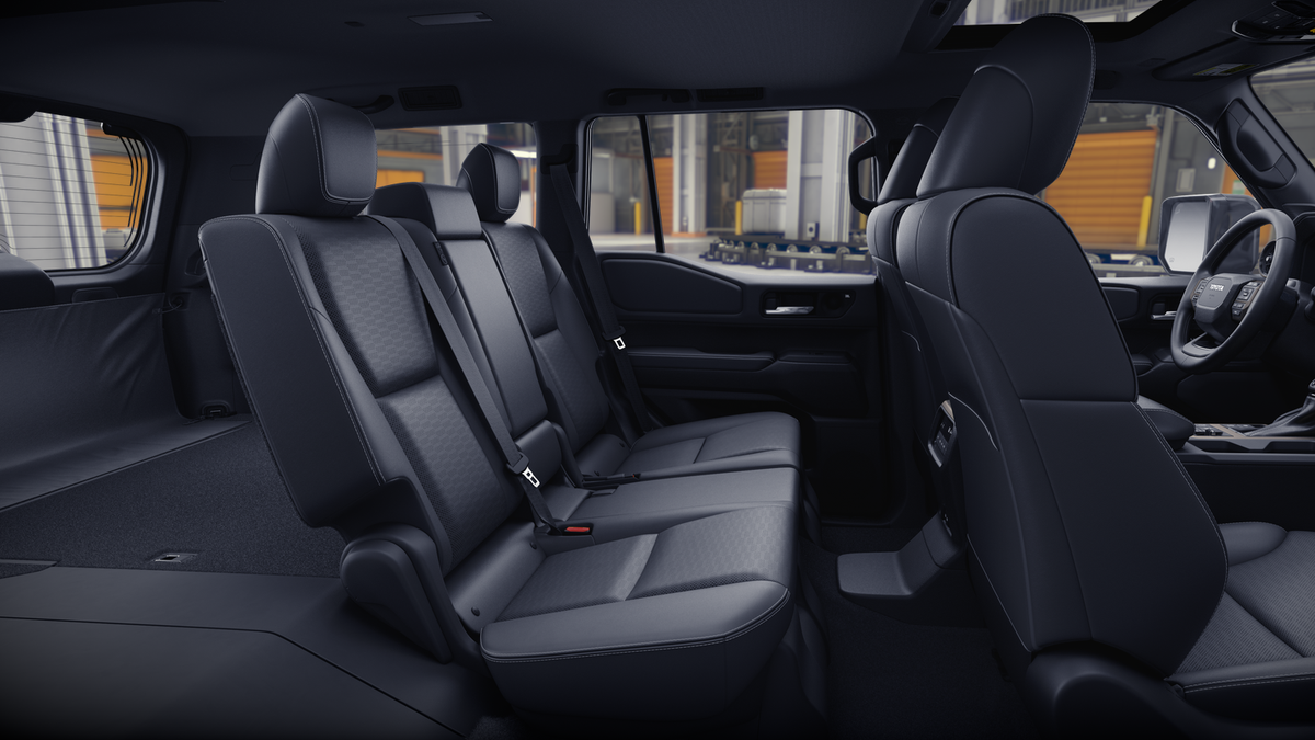 Toyota Land Cruiser Base 2027