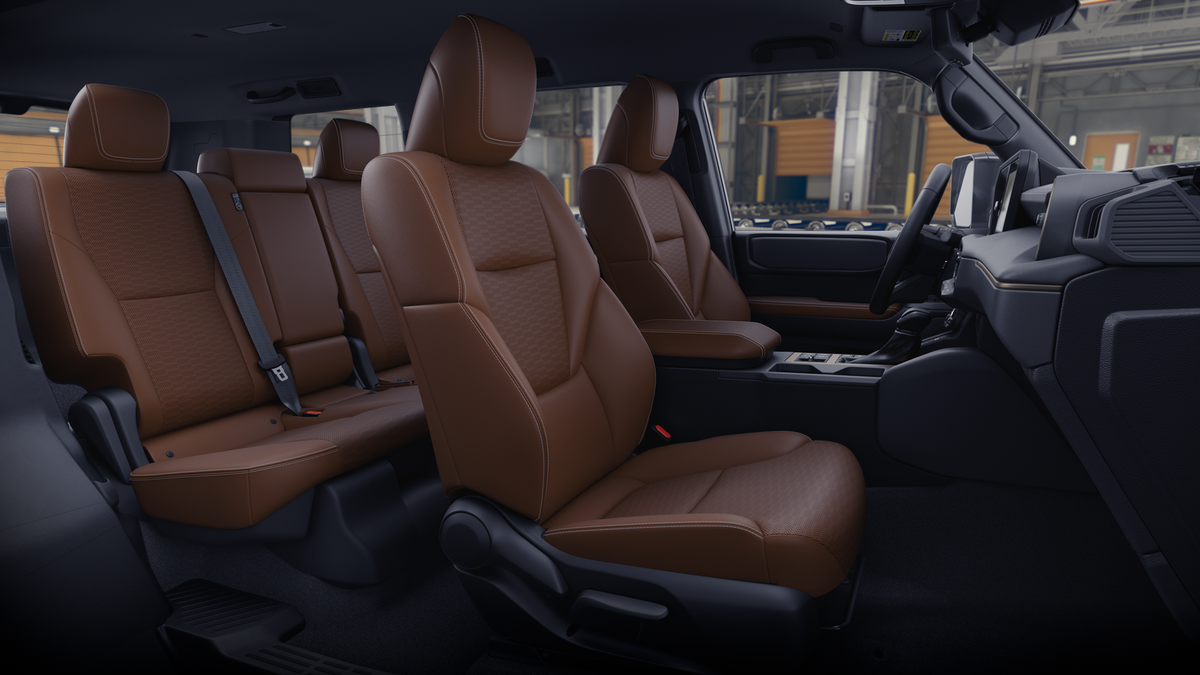 2026 Toyota Land Cruiser 4WD (Natl)