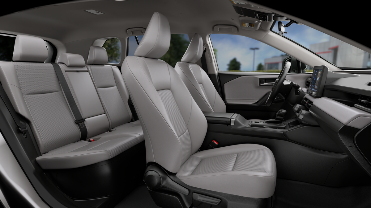 Toyota RAV4 XLE Premium 2026